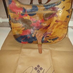 Payricia nash medium camaflouge bag